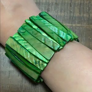 Green shelled bracelet